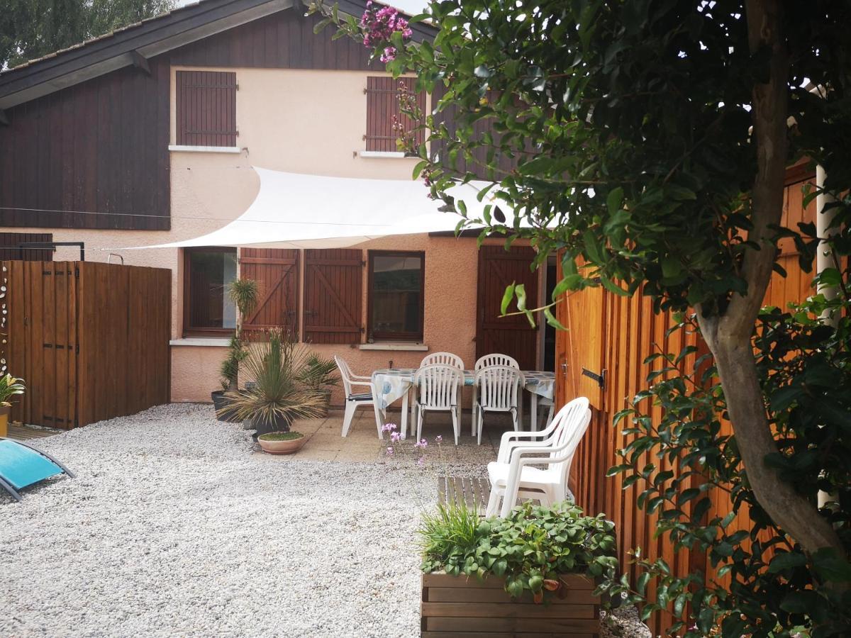 Maison Oceane Proche Plage Villa Арес Екстериор снимка